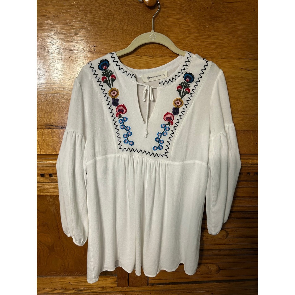 The Impeccable Pig White Embroidered Boho Babydoll Blouse Floral Cottage Hippie - Picture 2 of 13
